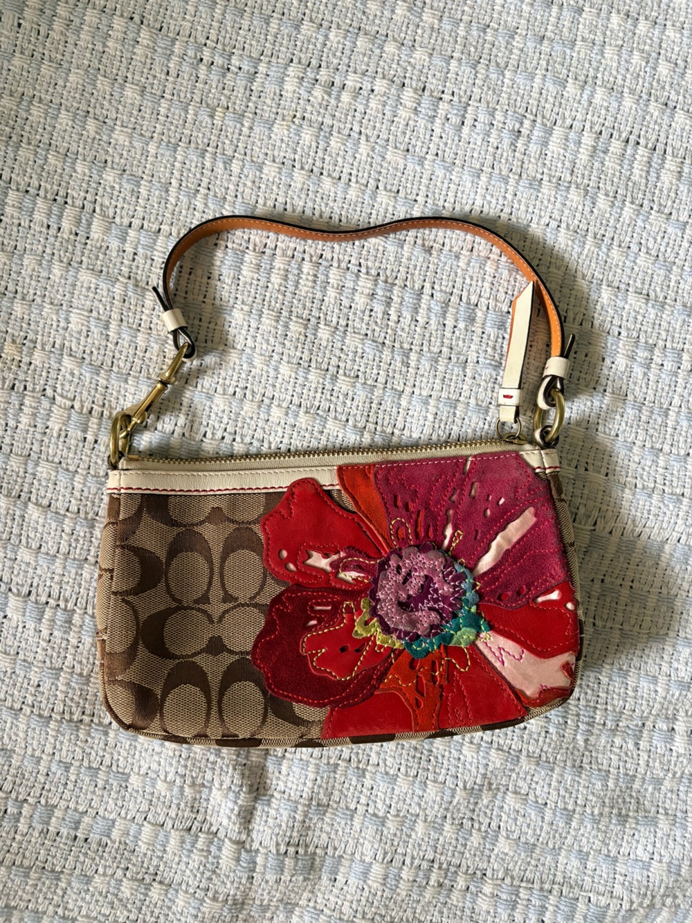 Coach Floral Appliqué Small Wristlet — Red Brown